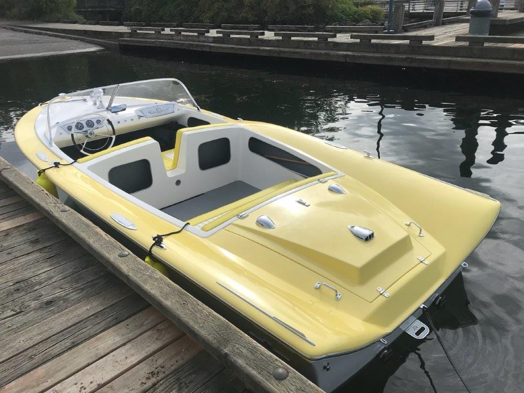 1958 Arenacraft Manta 18'