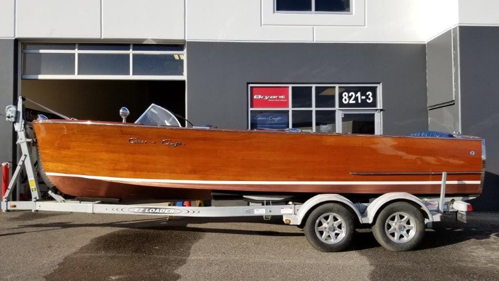 1947 CHRIS-CRAFT - 22' Sportsman - U22