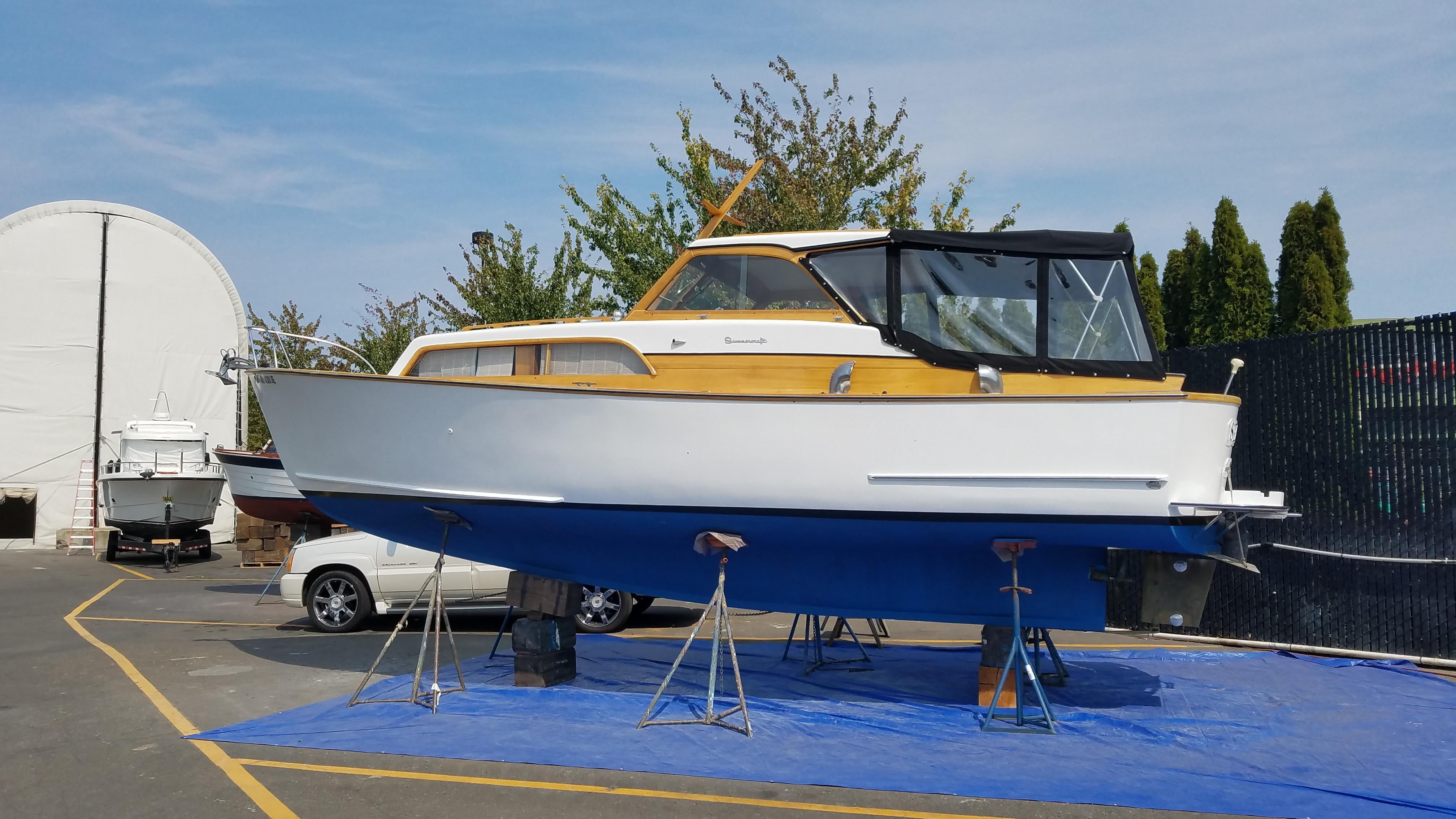 1962 SUMNERCRAFT 31' SEDAN CRUISER