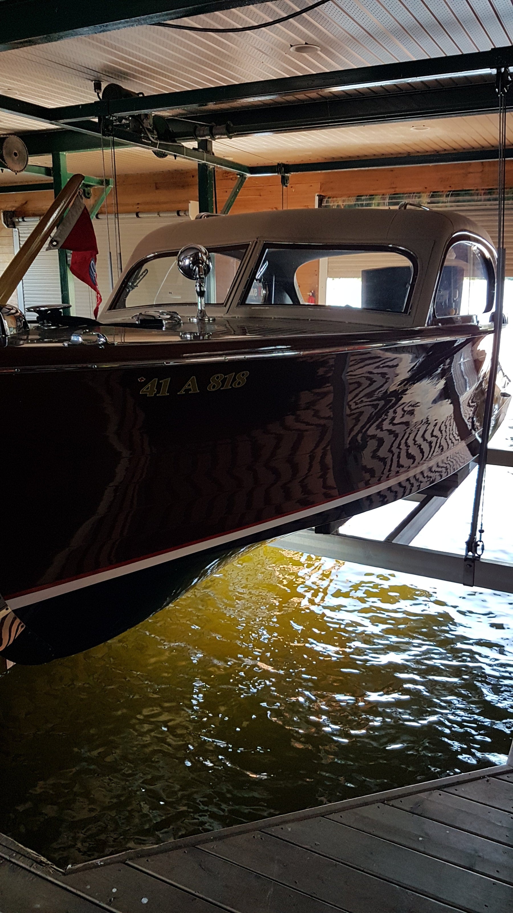 1949 CHRIS-CRAFT 22' CUSTOM SEDAN