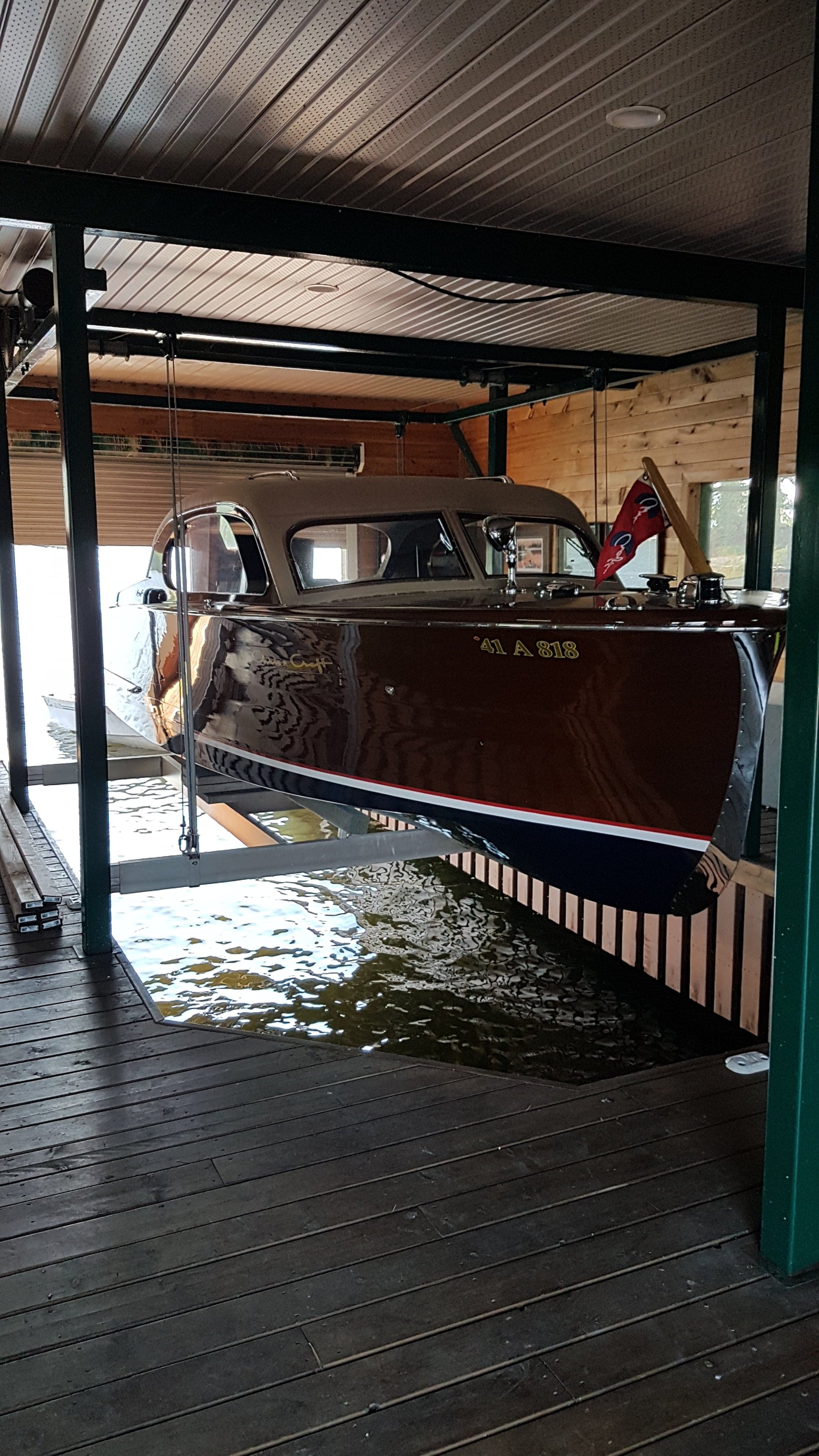 1949 CHRIS-CRAFT 22' CUSTOM SEDAN