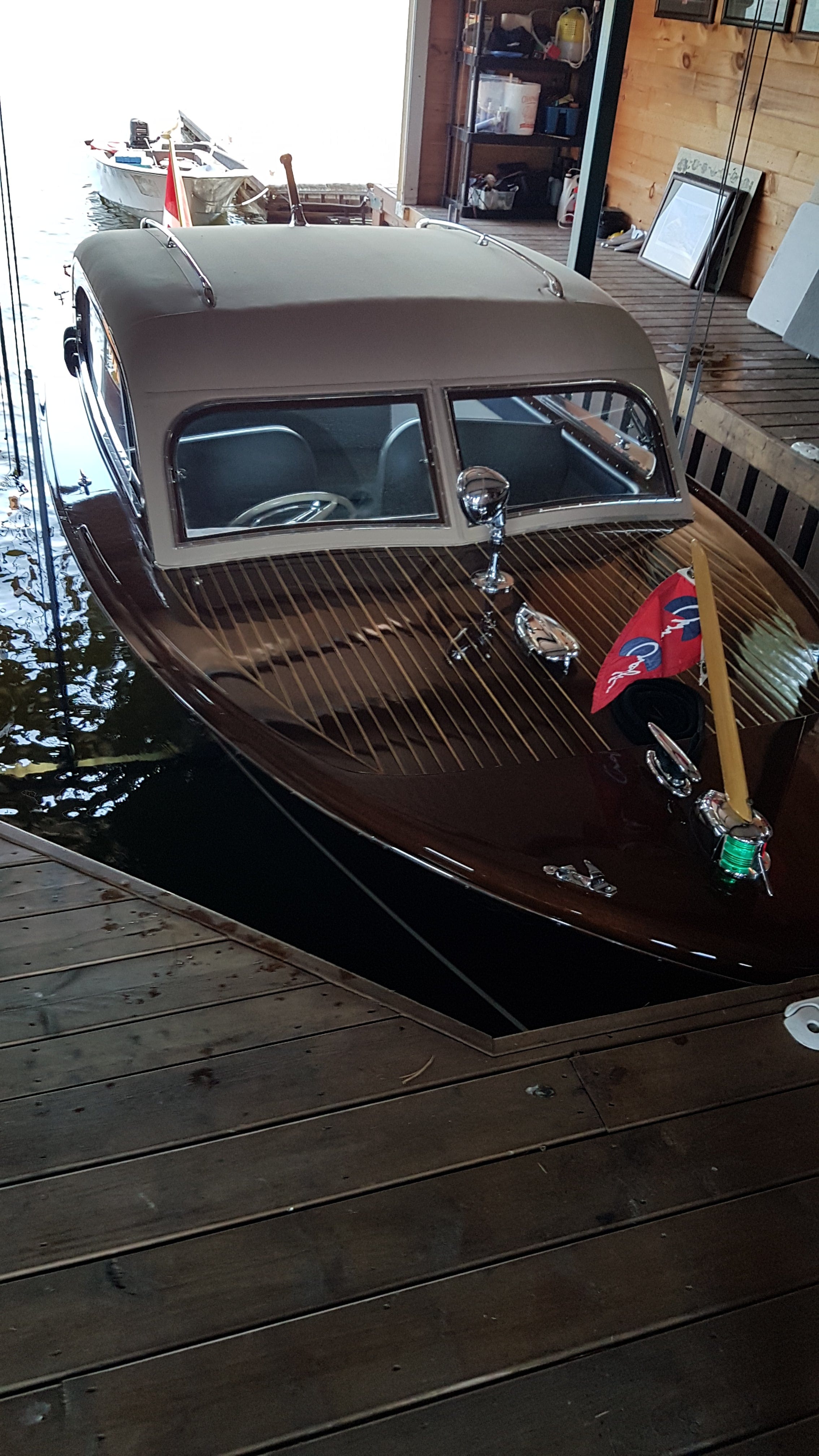 1949 CHRIS-CRAFT 22' CUSTOM SEDAN