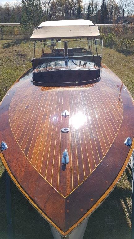 1930 W.J. JOHNSON 22' LONG DECK LAUNCH