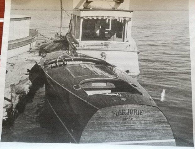 1935 Stan Craft 19’6” - Double Cockpit Runabout