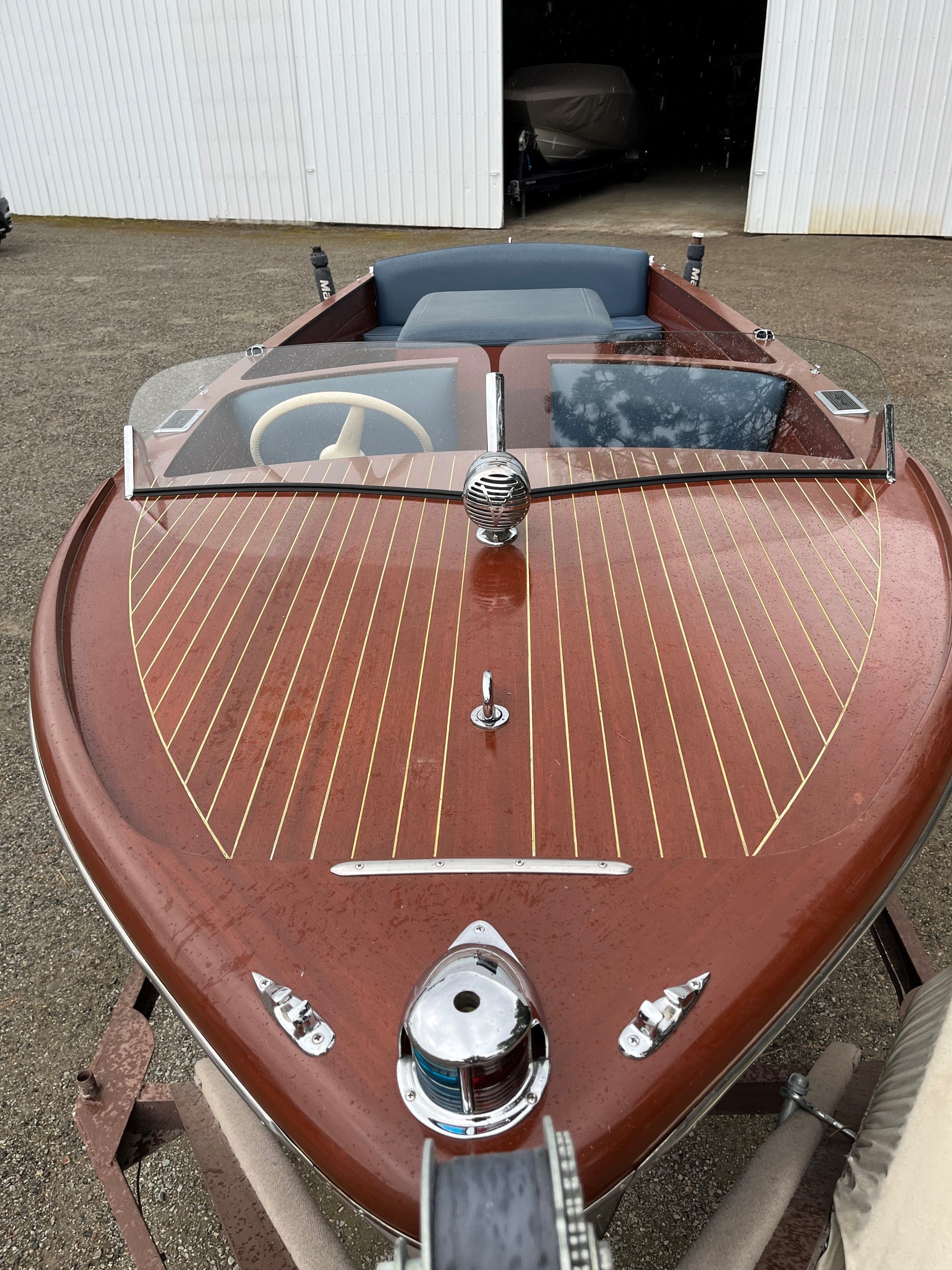 1949 CHRIS-CRAFT - 18' Sportsman