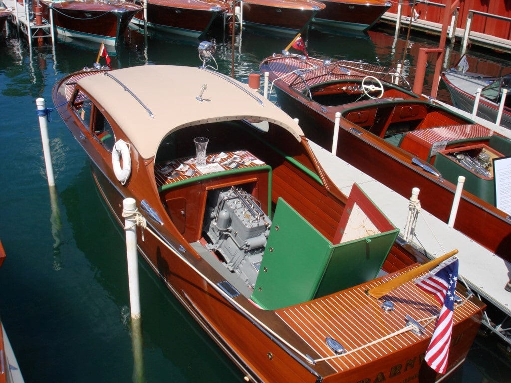 1948 CHRIS-CRAFT 25' SPORTSMAN SEDAN