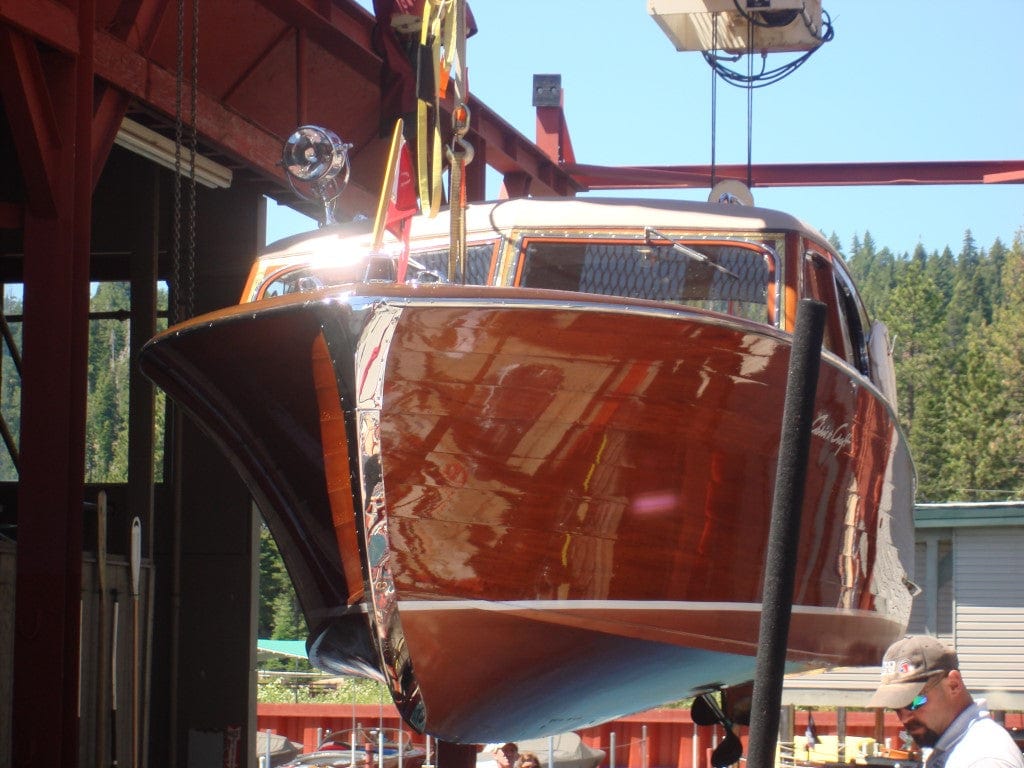 1948 CHRIS-CRAFT 25' SPORTSMAN SEDAN