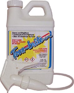 Pontoon & Aluminum Boat Cleaner: 1/2 Gallon Concentrate