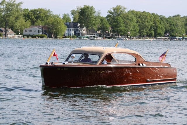 1949 CHRIS-CRAFT 22' CUSTOM SEDAN