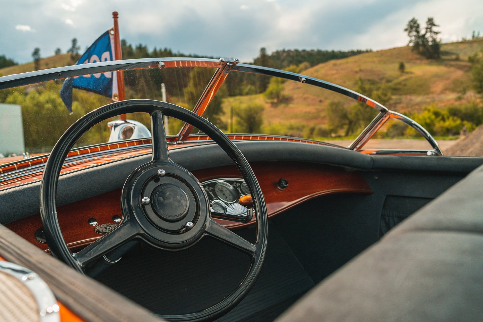 1931 DODGE 21'6" Split Cockpit Runabout