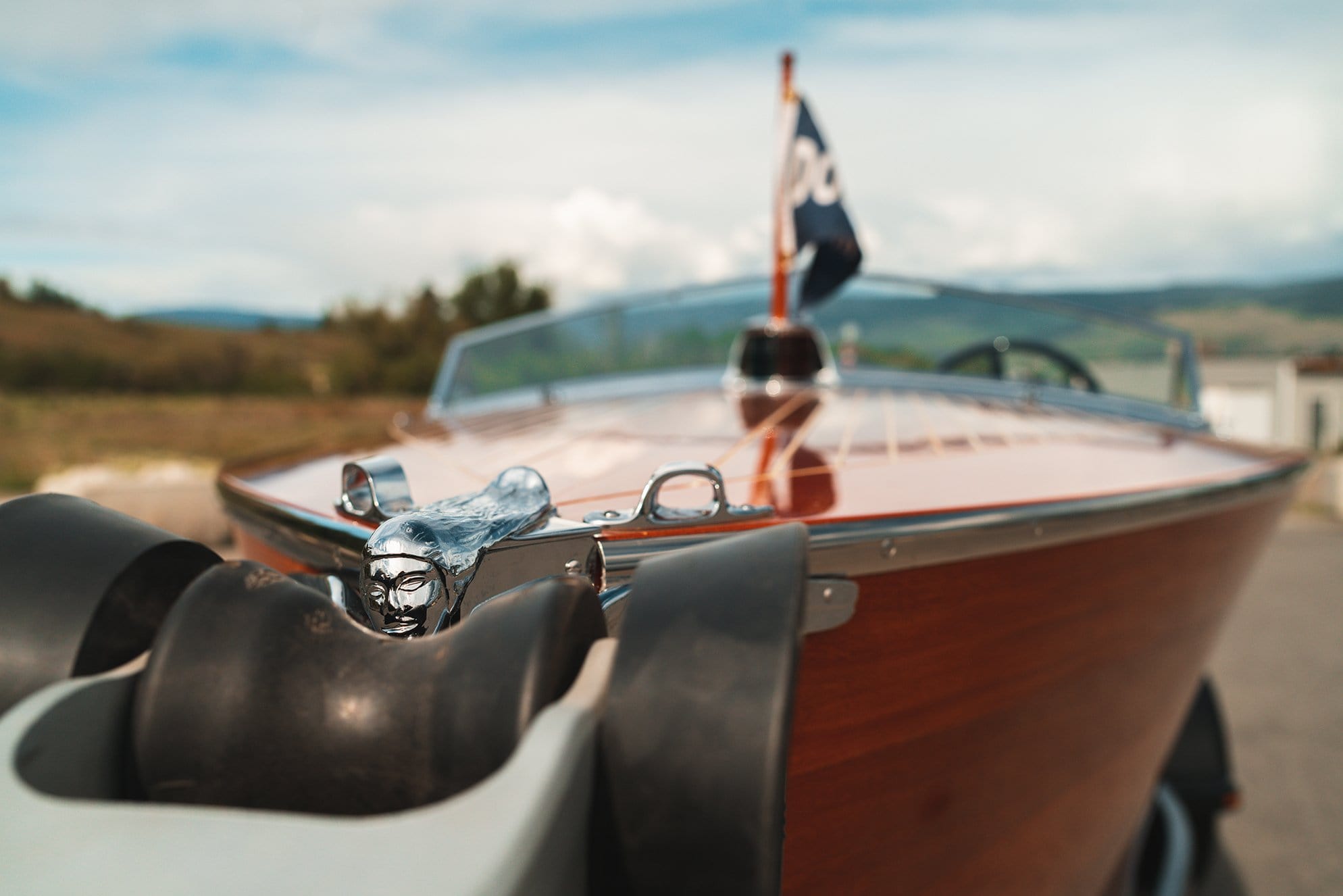 1931 DODGE 21'6" Split Cockpit Runabout