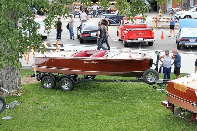 1952 CHRIS-CRAFT 18' Riviera