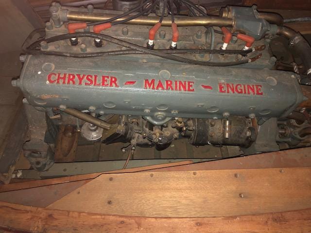 Post-War Chrysler Crown - 6 cyl