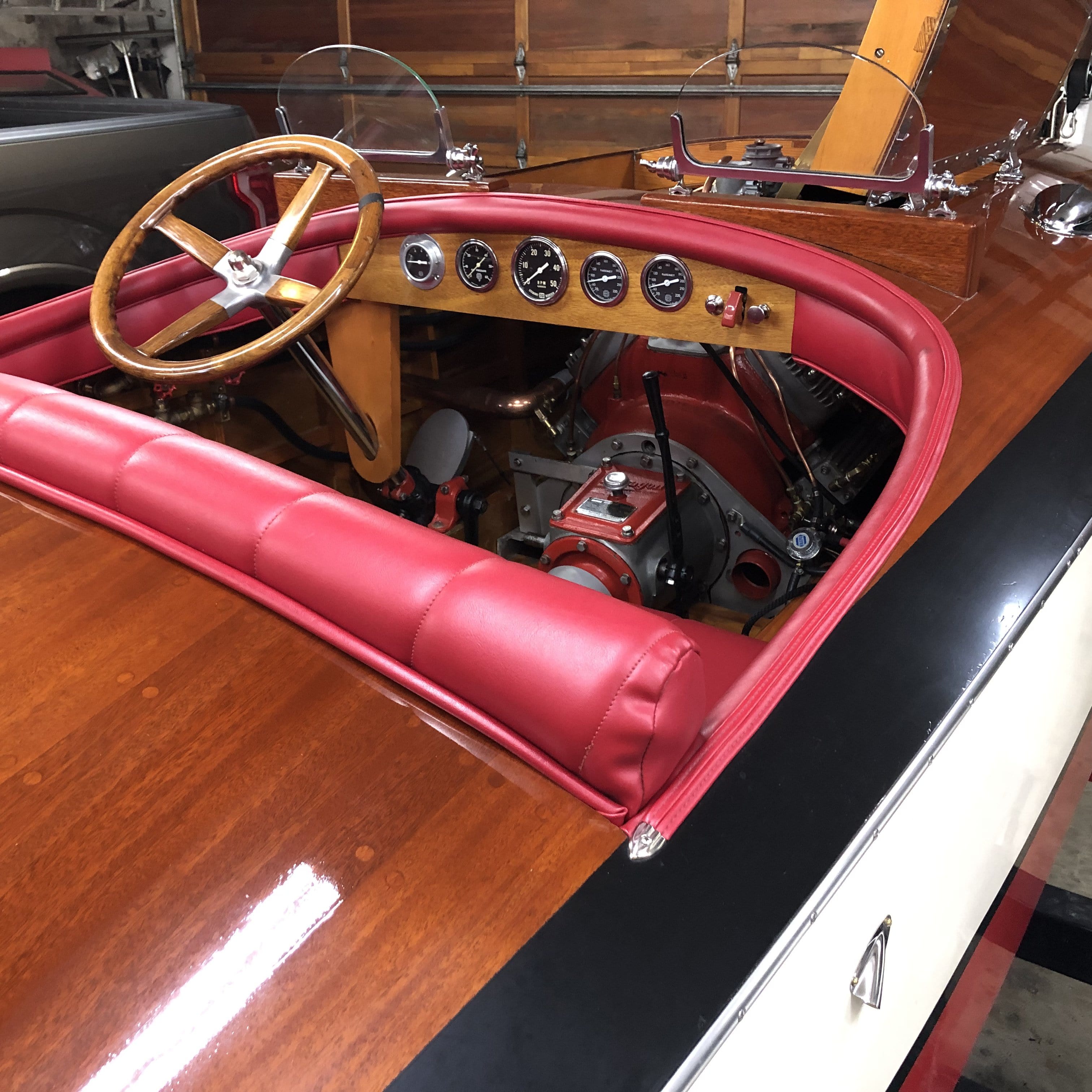 1935 VENTNOR 17' Single Step Raceboat