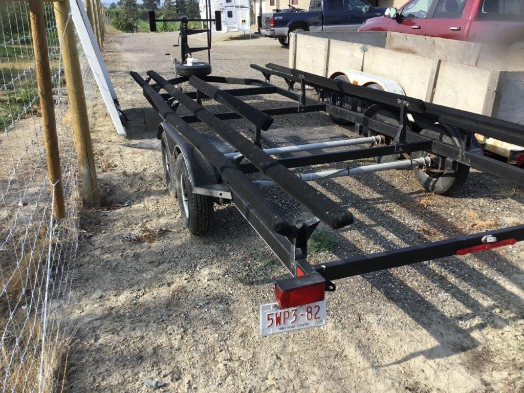 2018 Pontoon Boat Tandem Axle Trailer