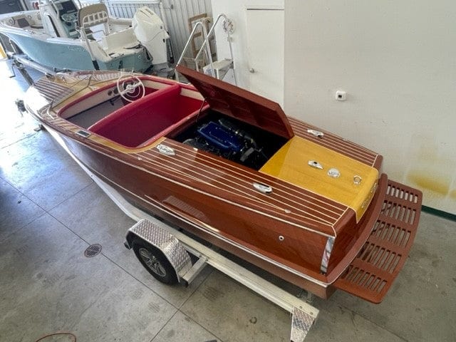 1951 CHRIS-CRAFT 20' Riviera