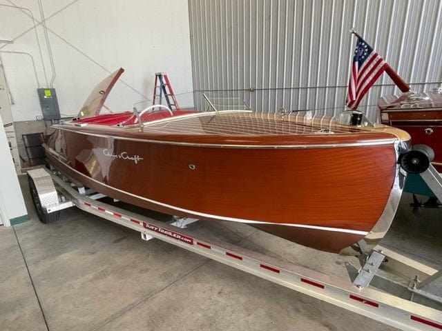 1951 CHRIS-CRAFT 20' Riviera