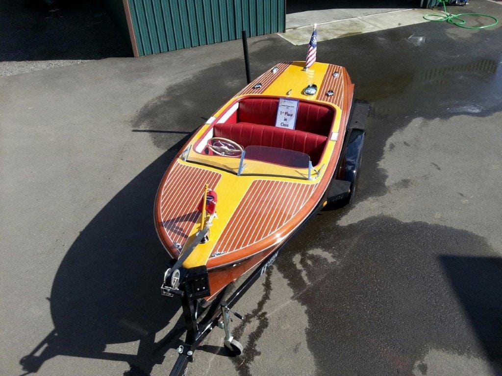 1952 CHRIS-CRAFT 18' Riviera