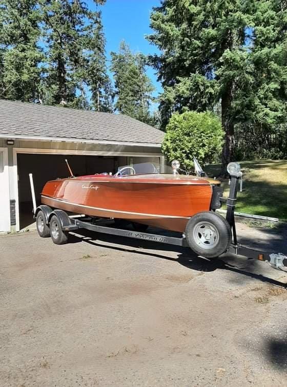 1952 CHRIS-CRAFT 18' Riviera