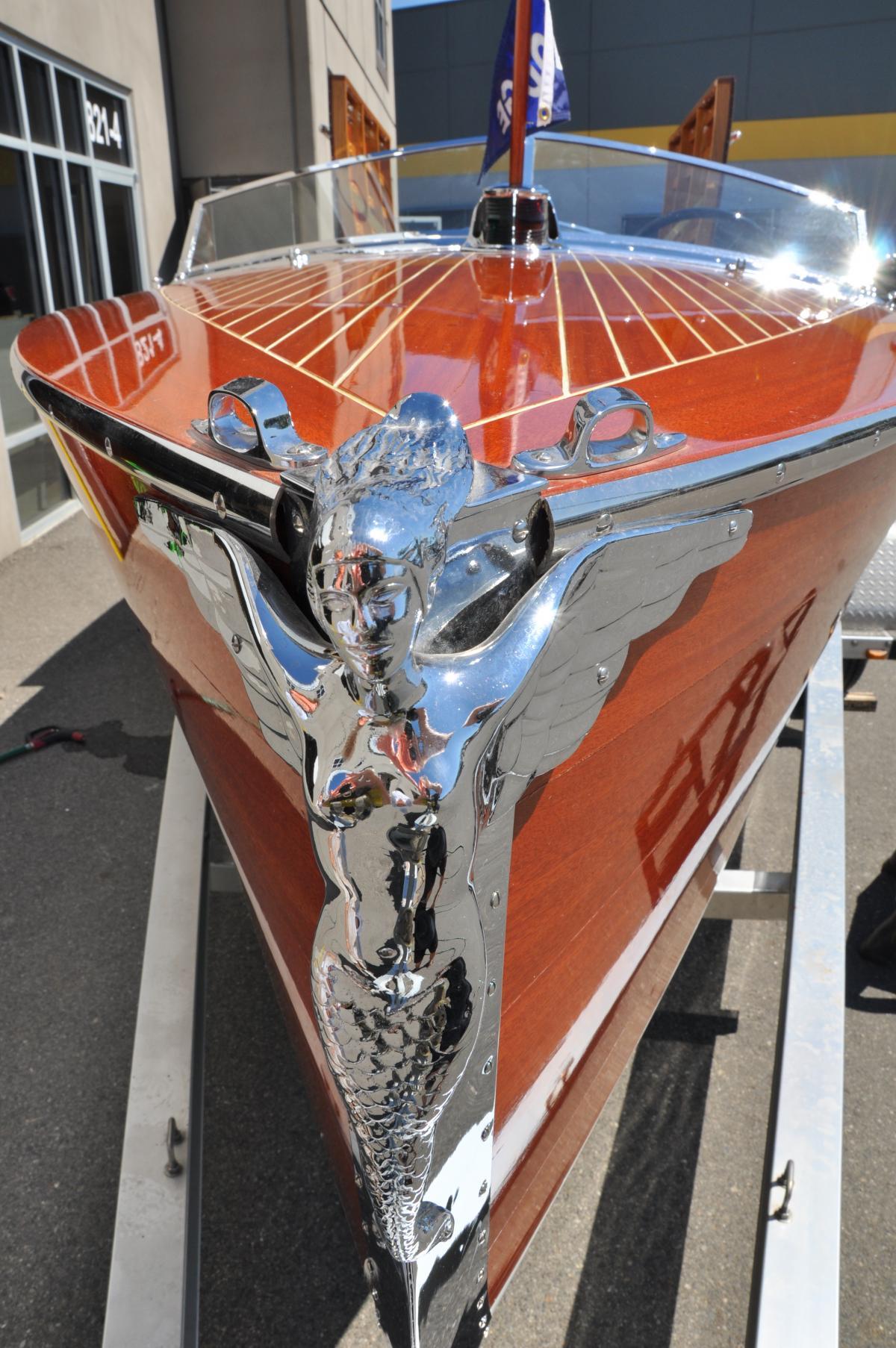 Classic Wooden Boat for Sale -  1931 DODGE 21'6" Split Cockpit Runabout