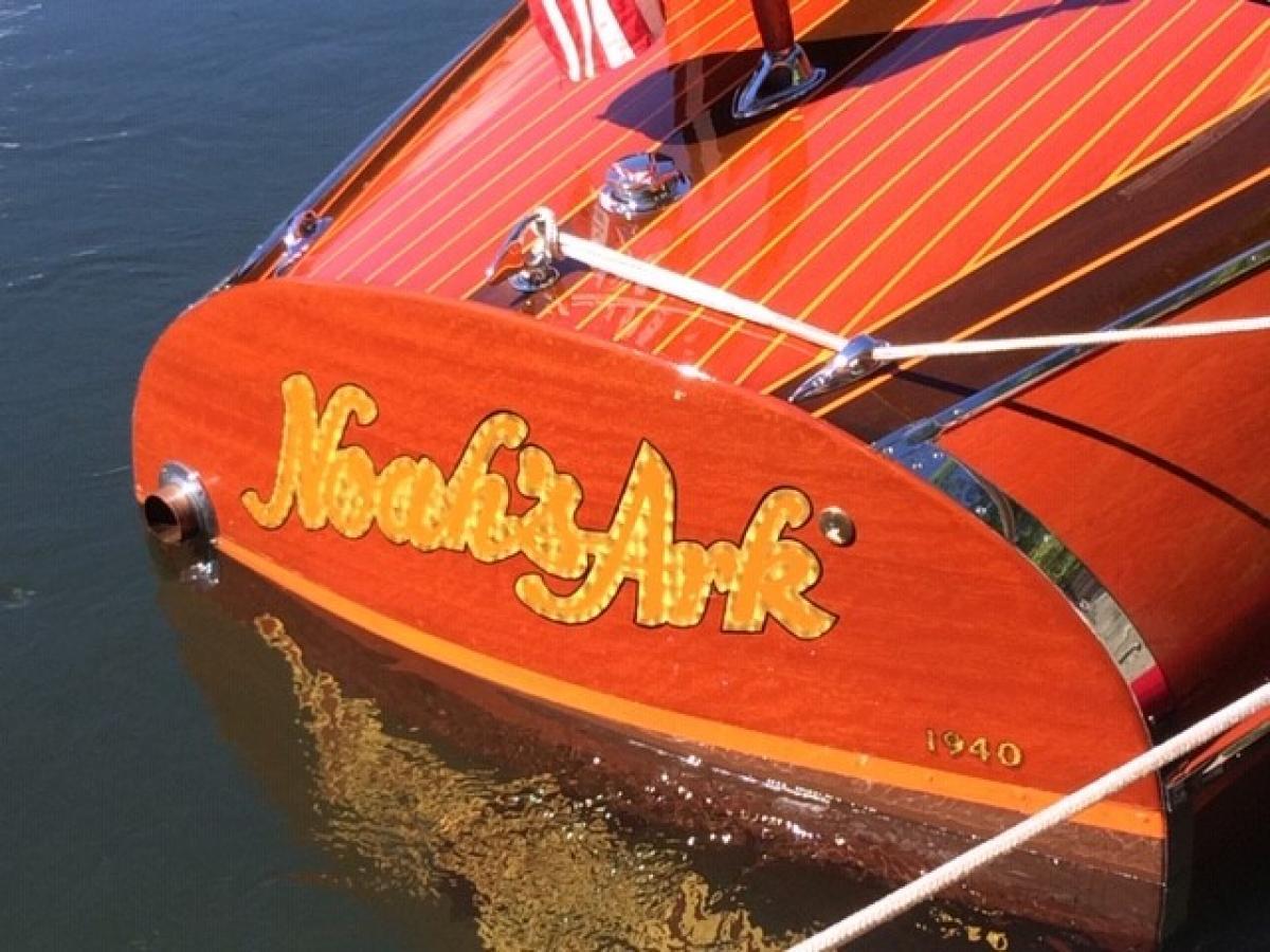 Classic Wooden Boat for Sale -  1940 CHRIS-CRAFT 19' CUSTOM - 'BARRELBACK'