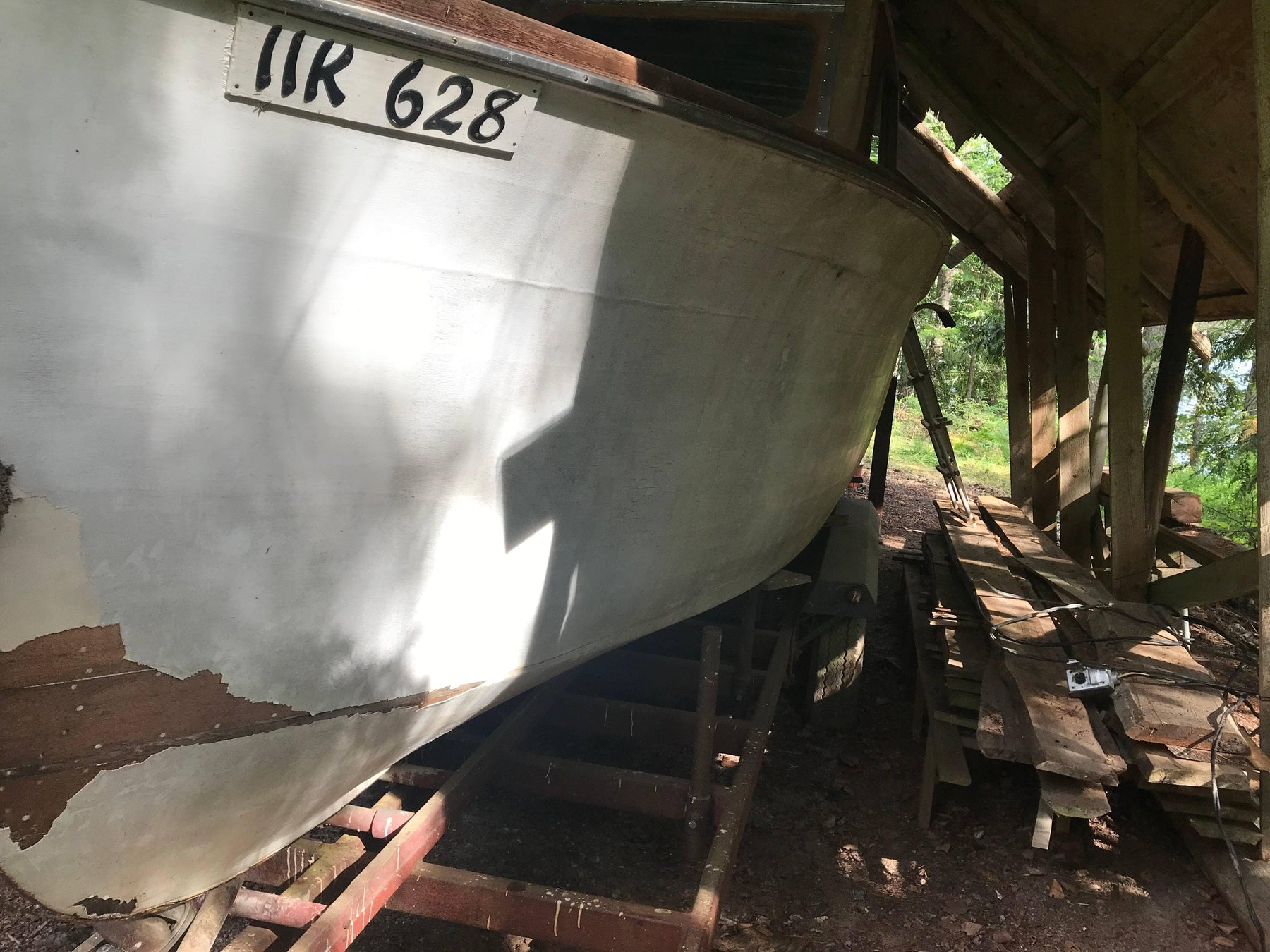 Classic Wooden Boat for Sale -  1941 CHRIS-CRAFT 26' DELUXE CRUISER