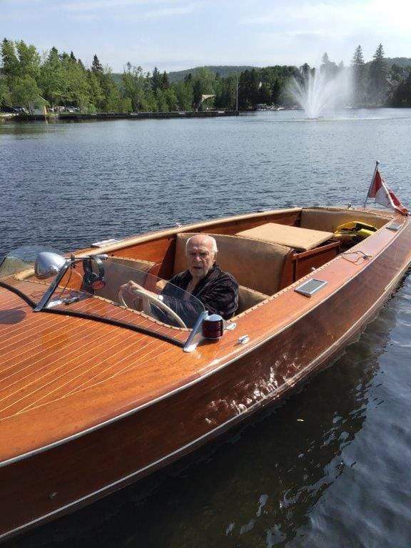 Classic Wooden Boat for Sale -  1948 JEFFERY 22'