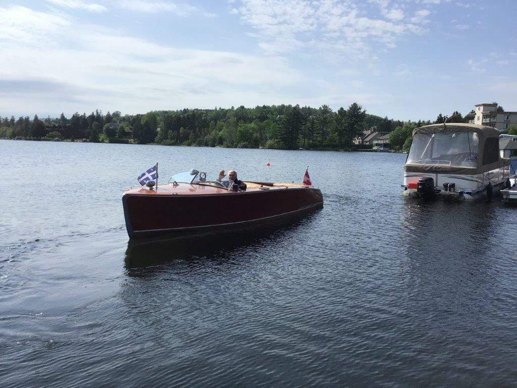 Classic Wooden Boat for Sale -  1948 JEFFERY 22'