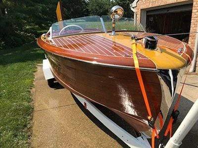 Classic Wooden Boat for Sale -  1950 CHRIS-CRAFT 18' RIVIERA