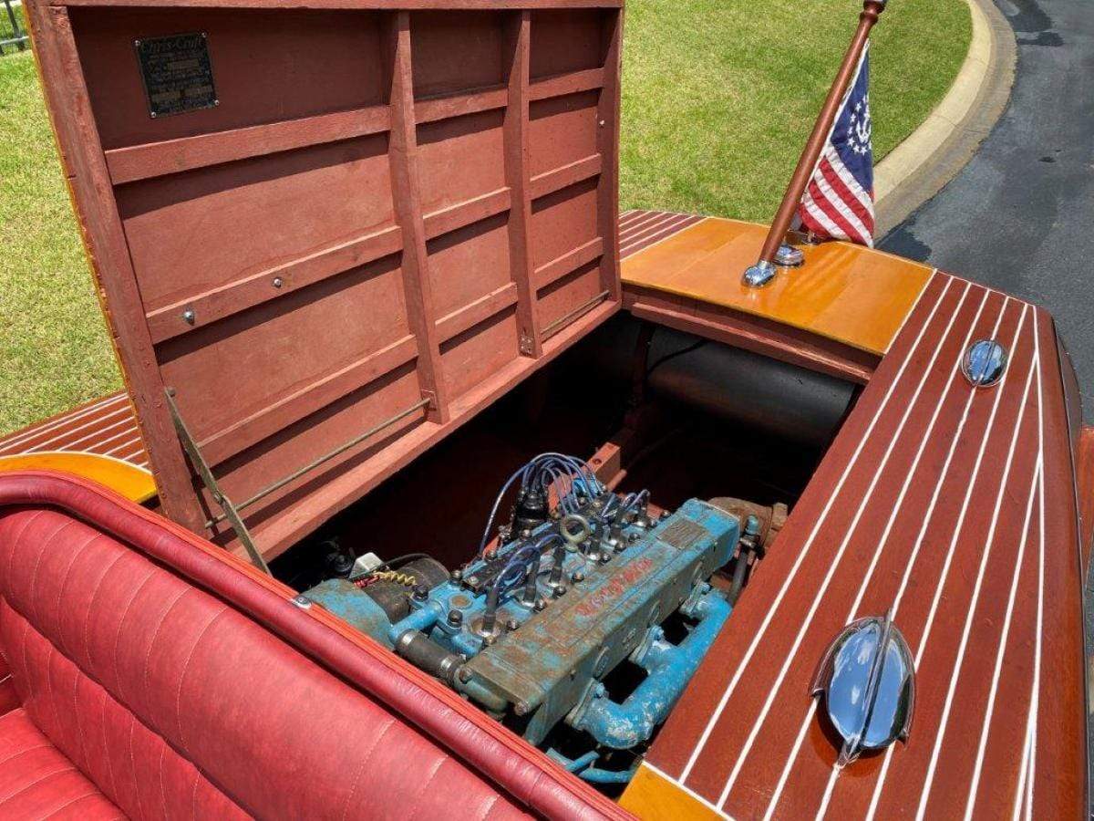 Classic Wooden Boat for Sale -  1951 CHRIS-CRAFT 18' RIVIERA