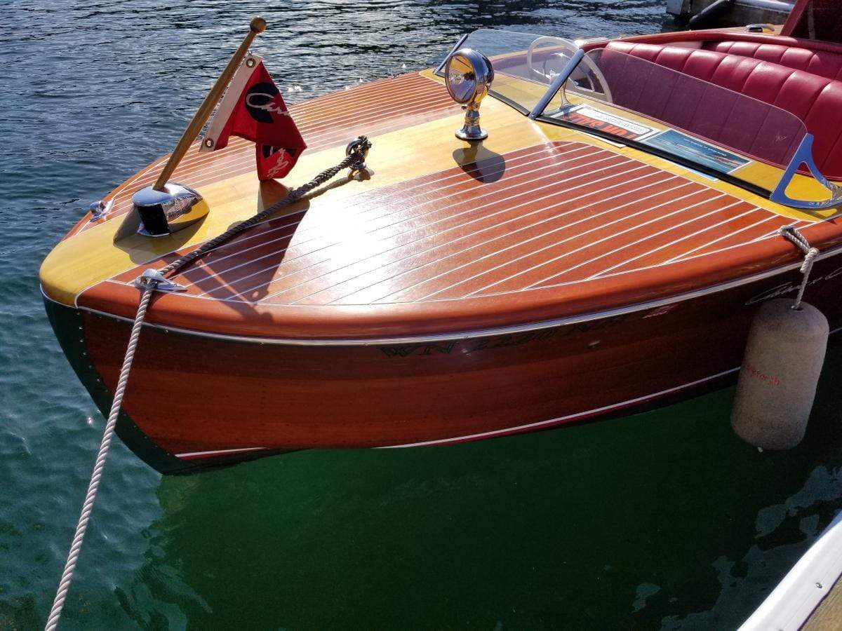 Classic Wooden Boat for Sale -  1951 CHRIS CRAFT 20' RIVIERA