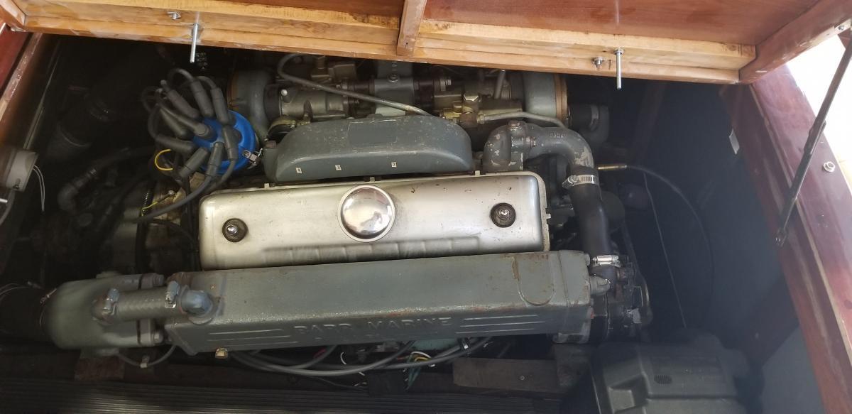 Classic Wooden Boat for Sale -  1952 CENTURY RESORTER 16' - Modified