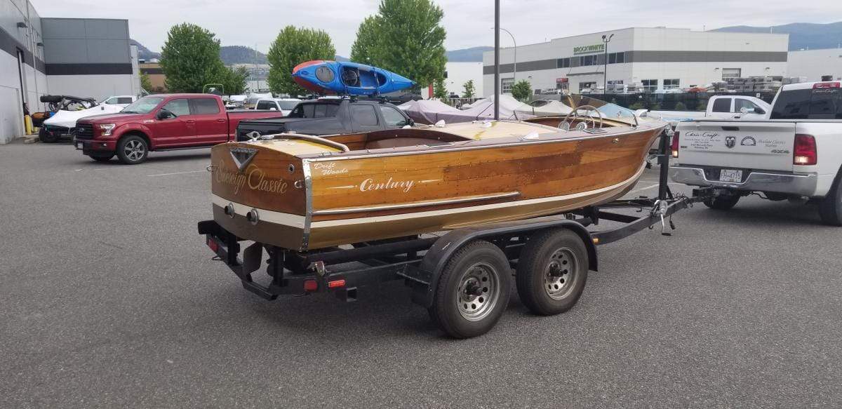 Classic Wooden Boat for Sale -  1952 CENTURY RESORTER 16' - Modified