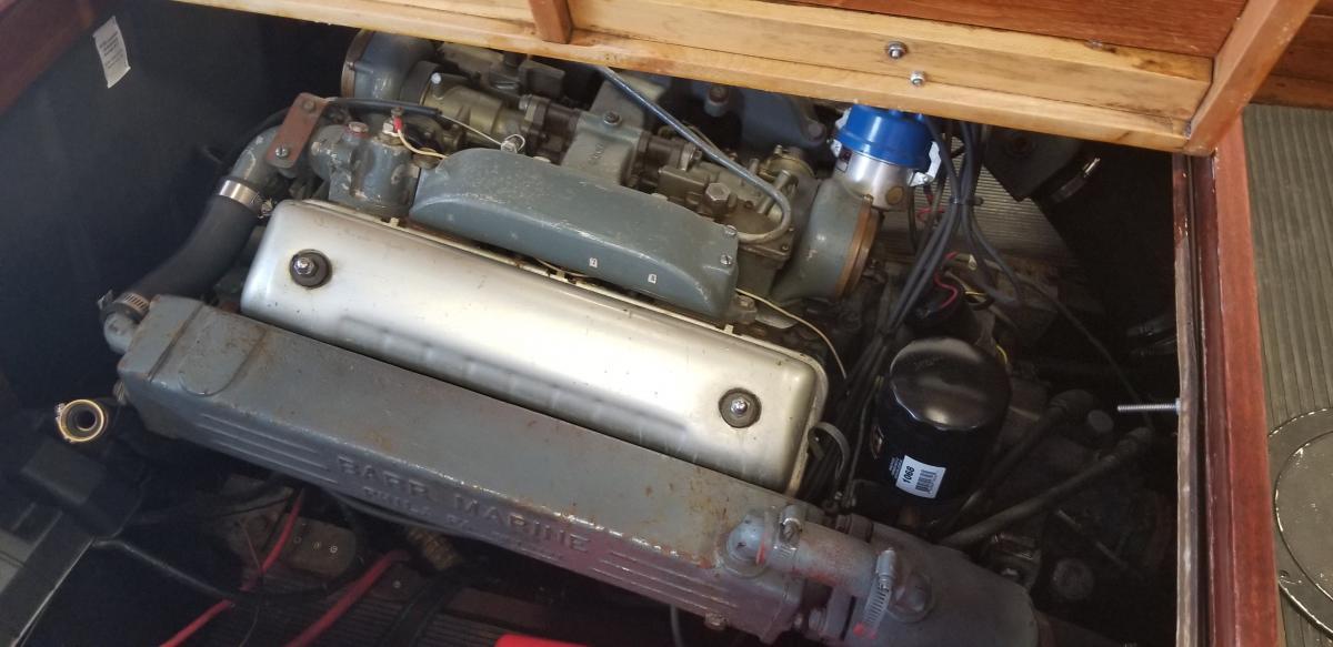 Classic Wooden Boat for Sale -  1952 CENTURY RESORTER 16' - Modified