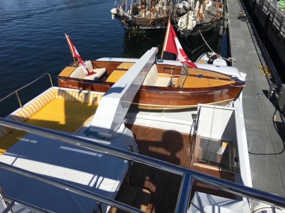 Classic Wooden Boat for Sale -  1952 CENTURY RESORTER 16' - Modified
