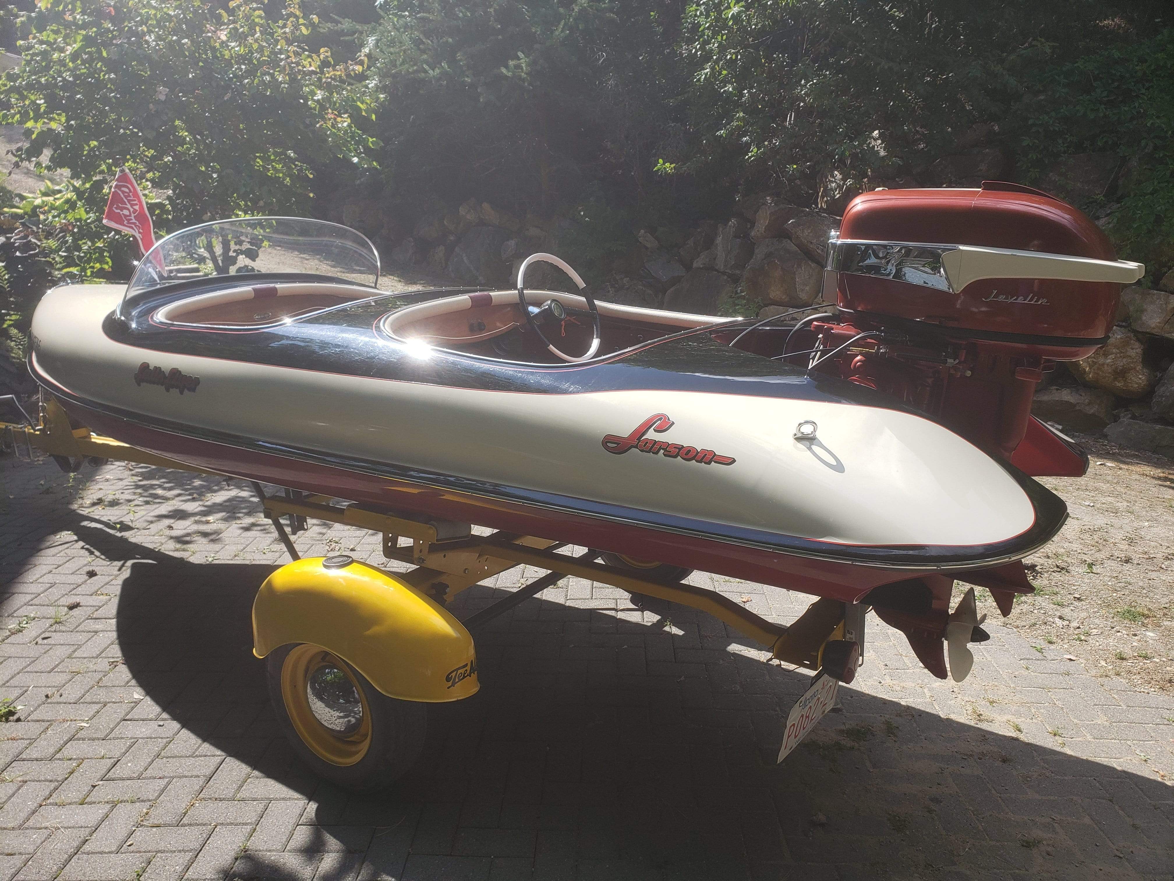 Classic Wooden Boat for Sale -  1956 LARSON - FALLS FLYER 14'