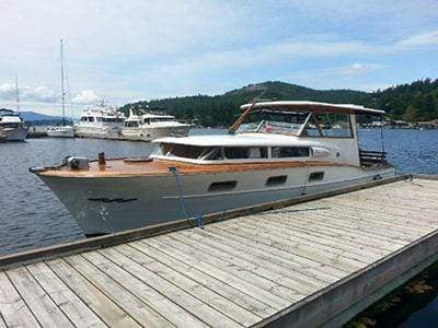 Classic Wooden Boat for Sale -  1957 CHRIS-CRAFT 33' FUTURA HARDTOP EXPRESS CRUISER