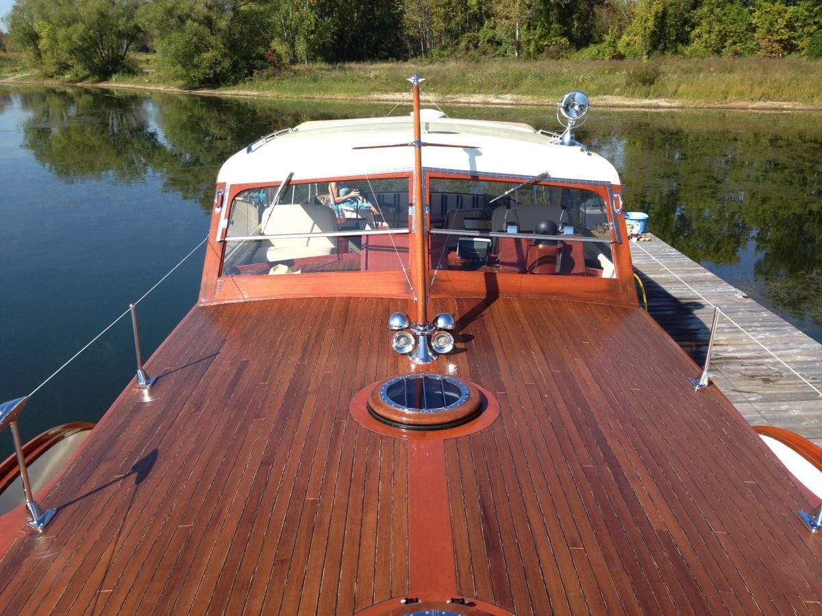 Classic Wooden Boat for Sale -  1957 CHRIS-CRAFT 40' SEA SKIFF SEMI-ENCLOSED CRUISER