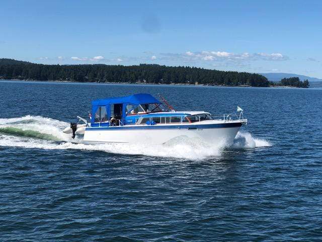 Classic Wooden Boat for Sale -  1960 Chris-Craft Roamer 35'