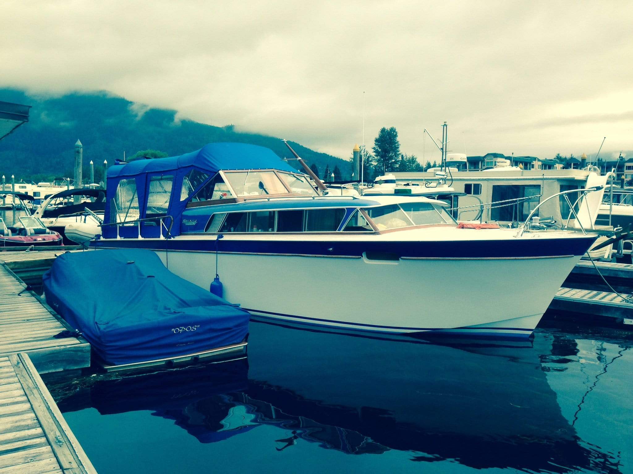 Classic Wooden Boat for Sale -  1960 Chris-Craft Roamer 35'