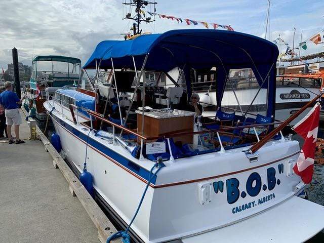 Classic Wooden Boat for Sale -  1960 Chris-Craft Roamer 35'