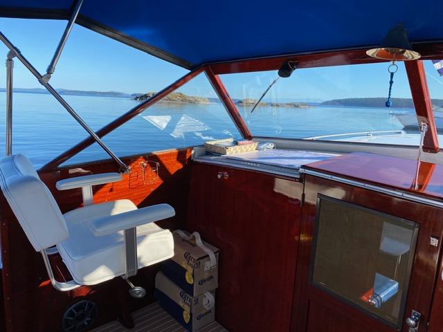 Classic Wooden Boat for Sale -  1960 Chris-Craft Roamer 35'