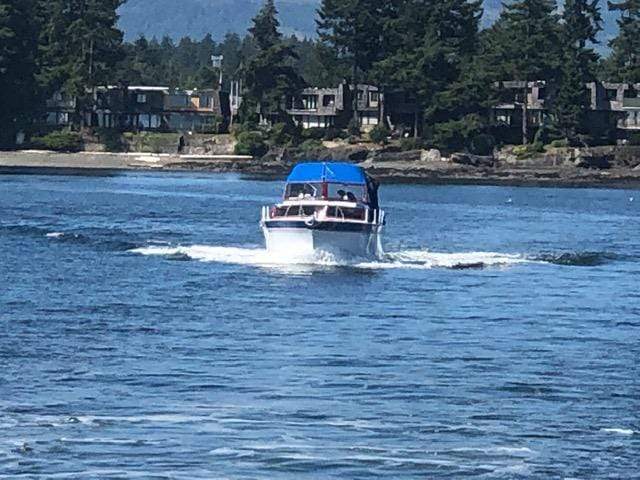 Classic Wooden Boat for Sale -  1960 Chris-Craft Roamer 35'