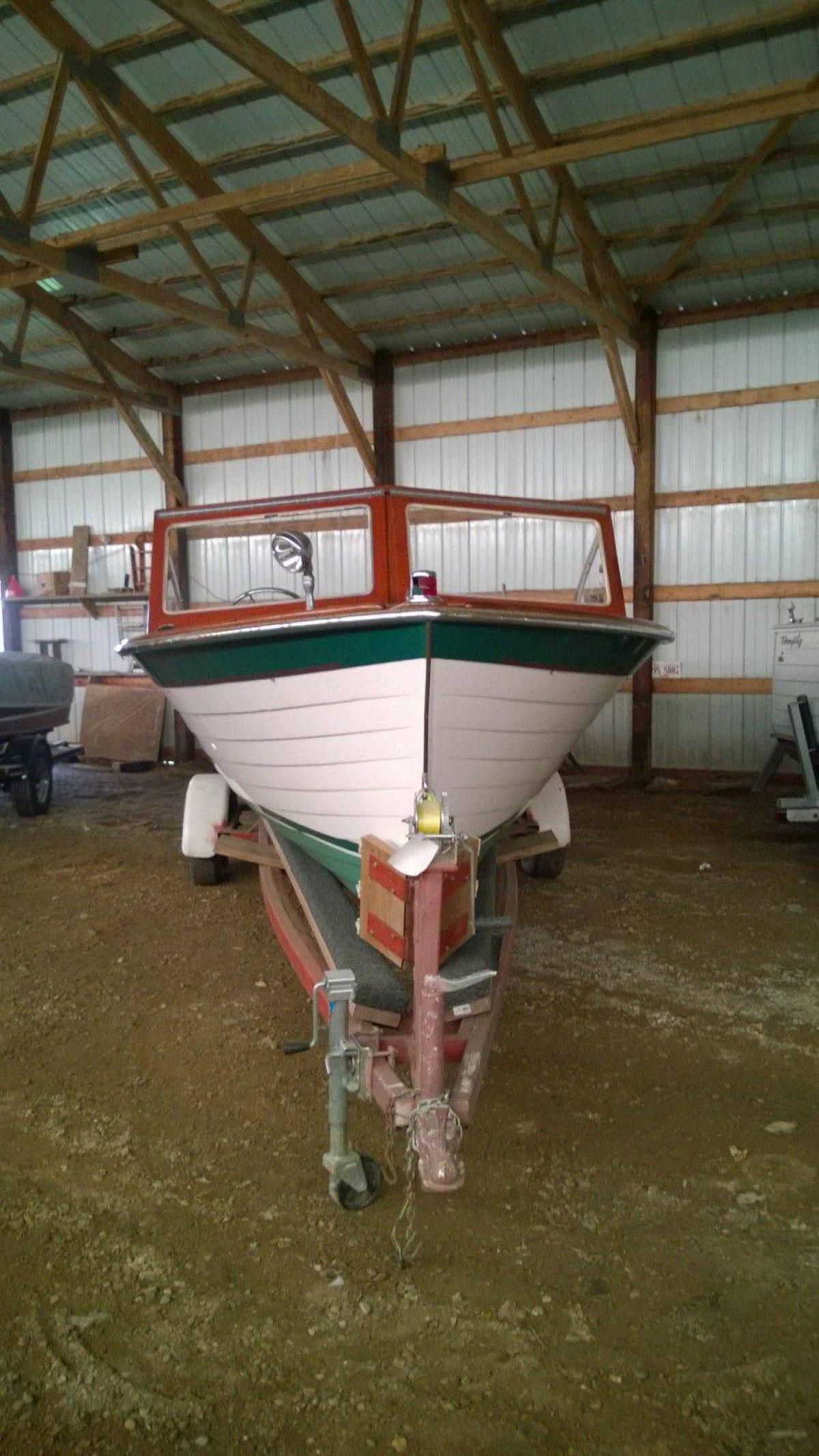 Classic Wooden Boat for Sale -  1964 LYMAN 21' CUDDY STYLE INBOARD