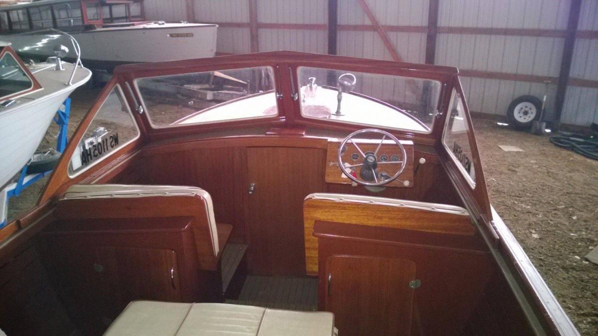 Classic Wooden Boat for Sale -  1964 LYMAN 21' CUDDY STYLE INBOARD