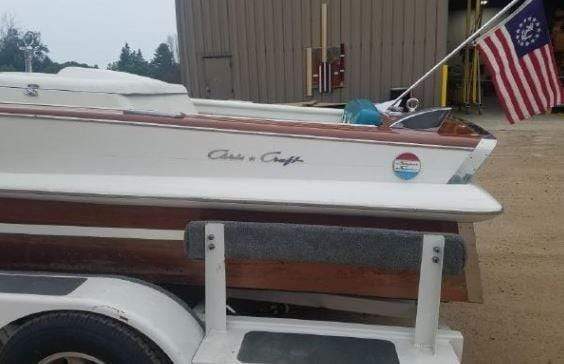 Classic Wooden Boat for Sale -  1965 CHRIS-CRAFT 20' Super Sport