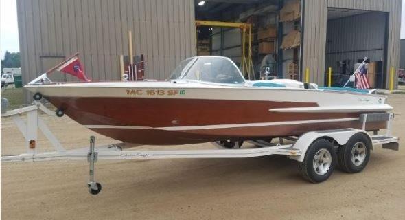 Classic Wooden Boat for Sale -  1965 CHRIS-CRAFT 20' Super Sport