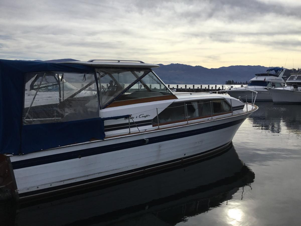 Classic Wooden Boat for Sale -  1967 CHRIS CRAFT 30' CONSTELLATION