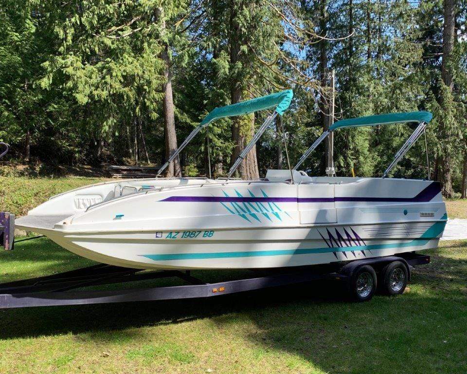 Classic Wooden Boat for Sale -  1999 CHEETAH FAST CAT 24'