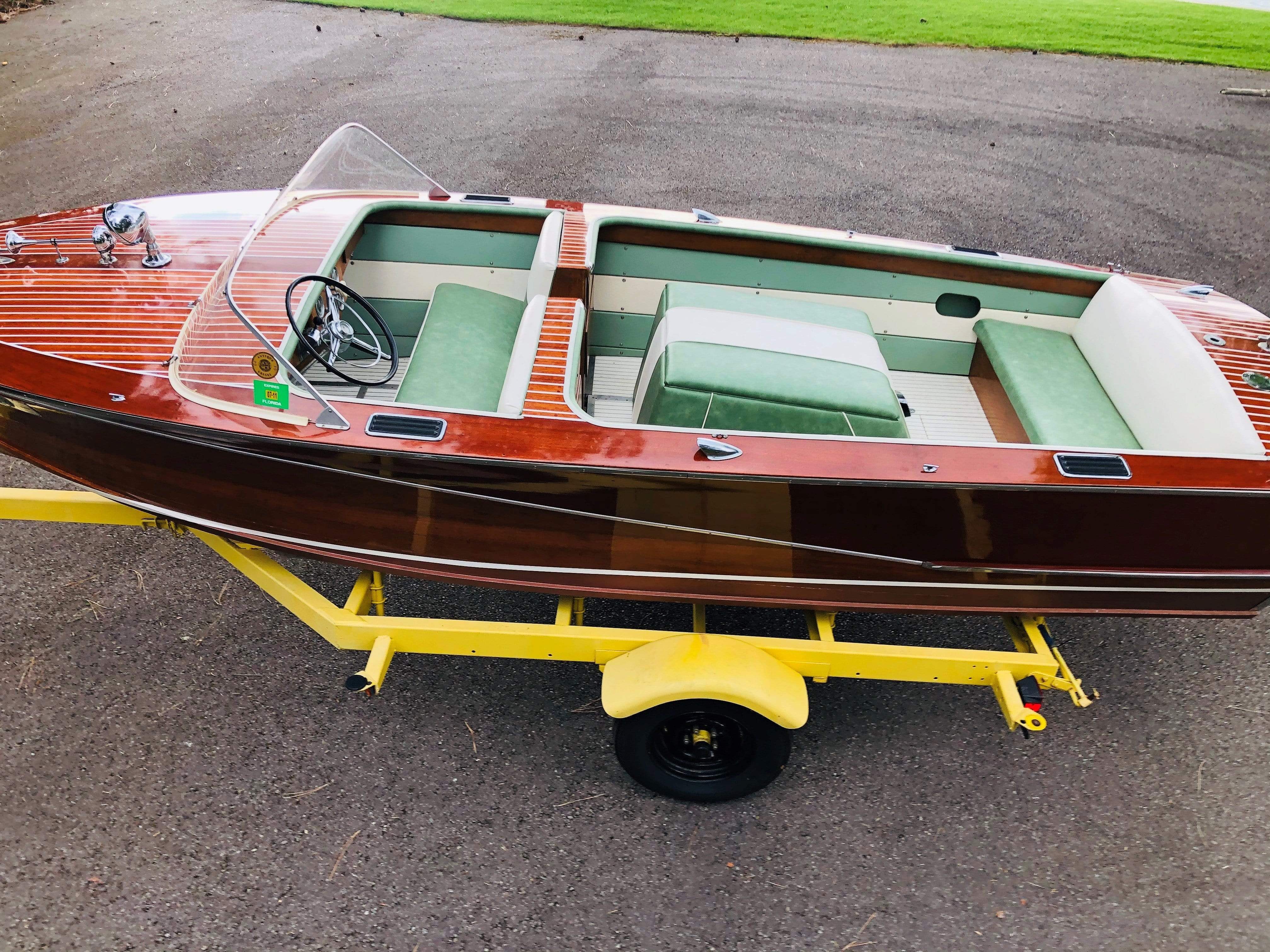 1957 Mariner 19ft wooden boat for Sale